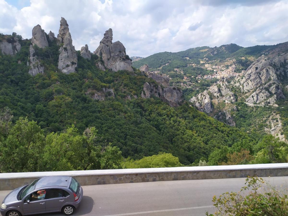 All Inbasilicata Bed & Breakfast Baragiano Ngoại thất bức ảnh